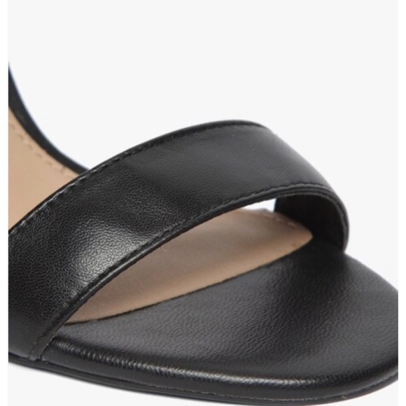 STEVE MADDEN • Friday Black Open-Toe Chunky Block Heeled Ankle Strap Sandals, 9 - Picture 5 of 16